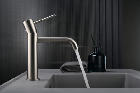 Смесител за мивка Monza