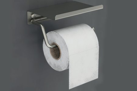 Държач за тоалетна хартия с рафт серия Essential